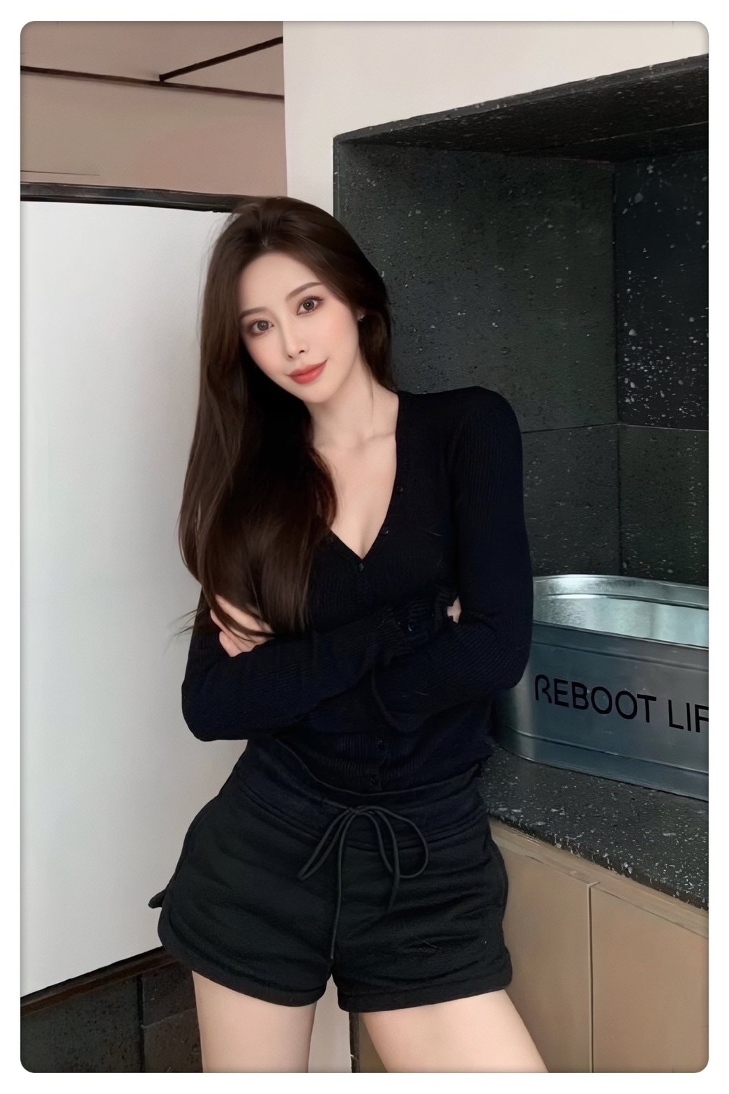安久綾