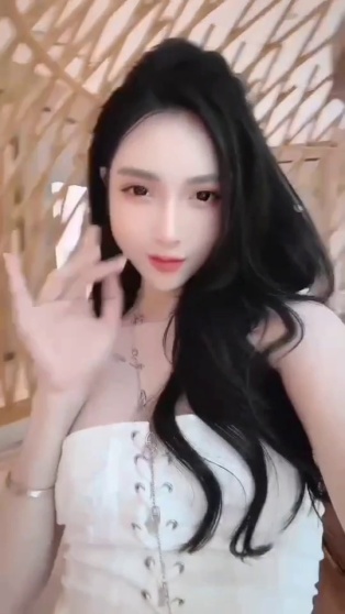 李毓芬