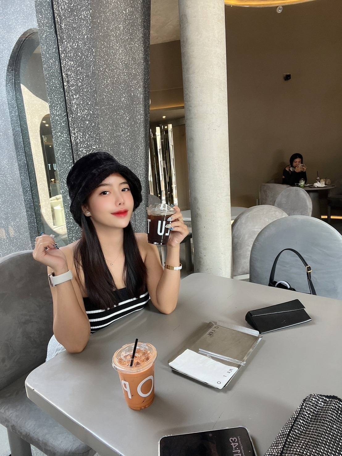 韓小妞