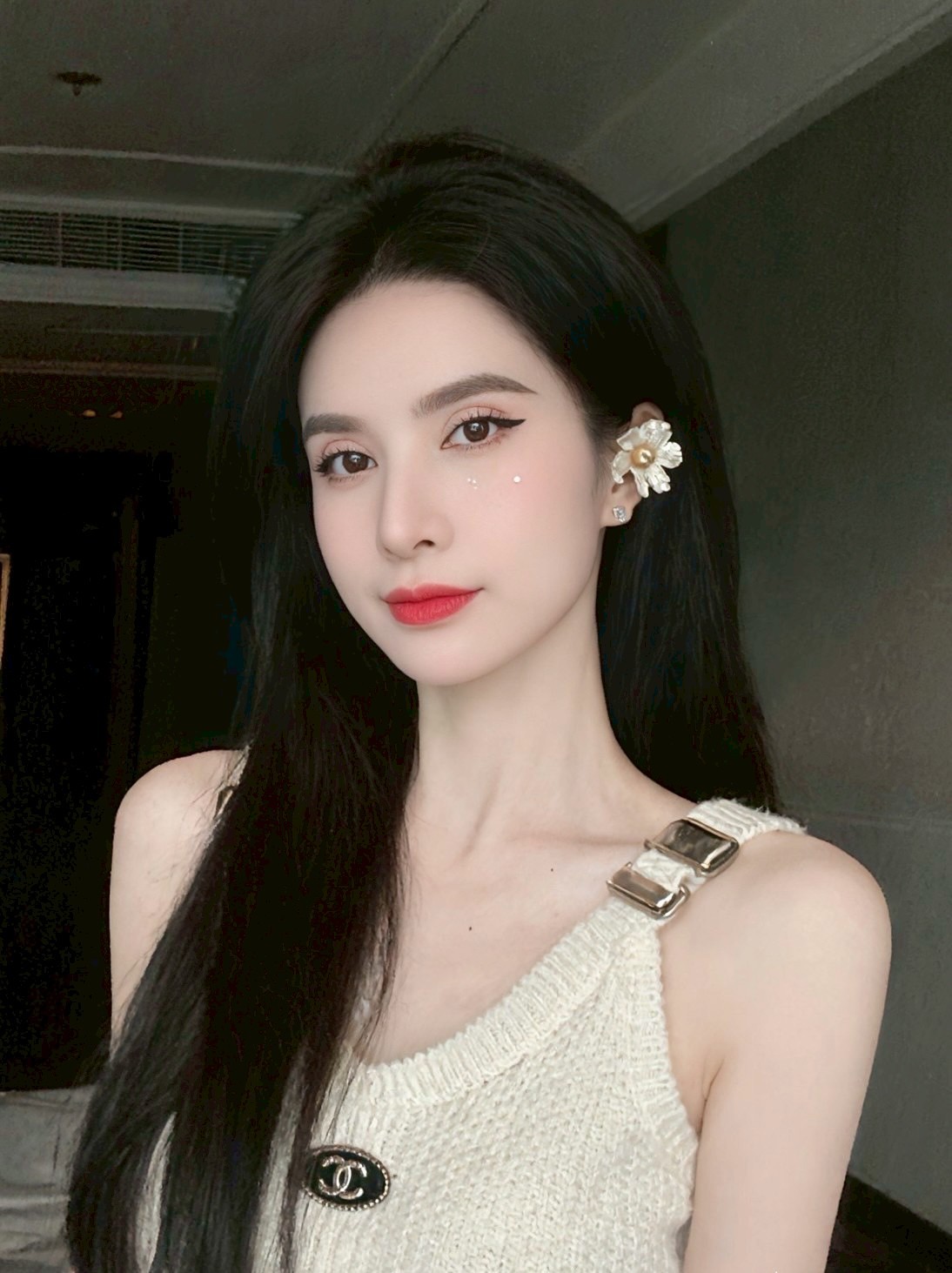 莎拉