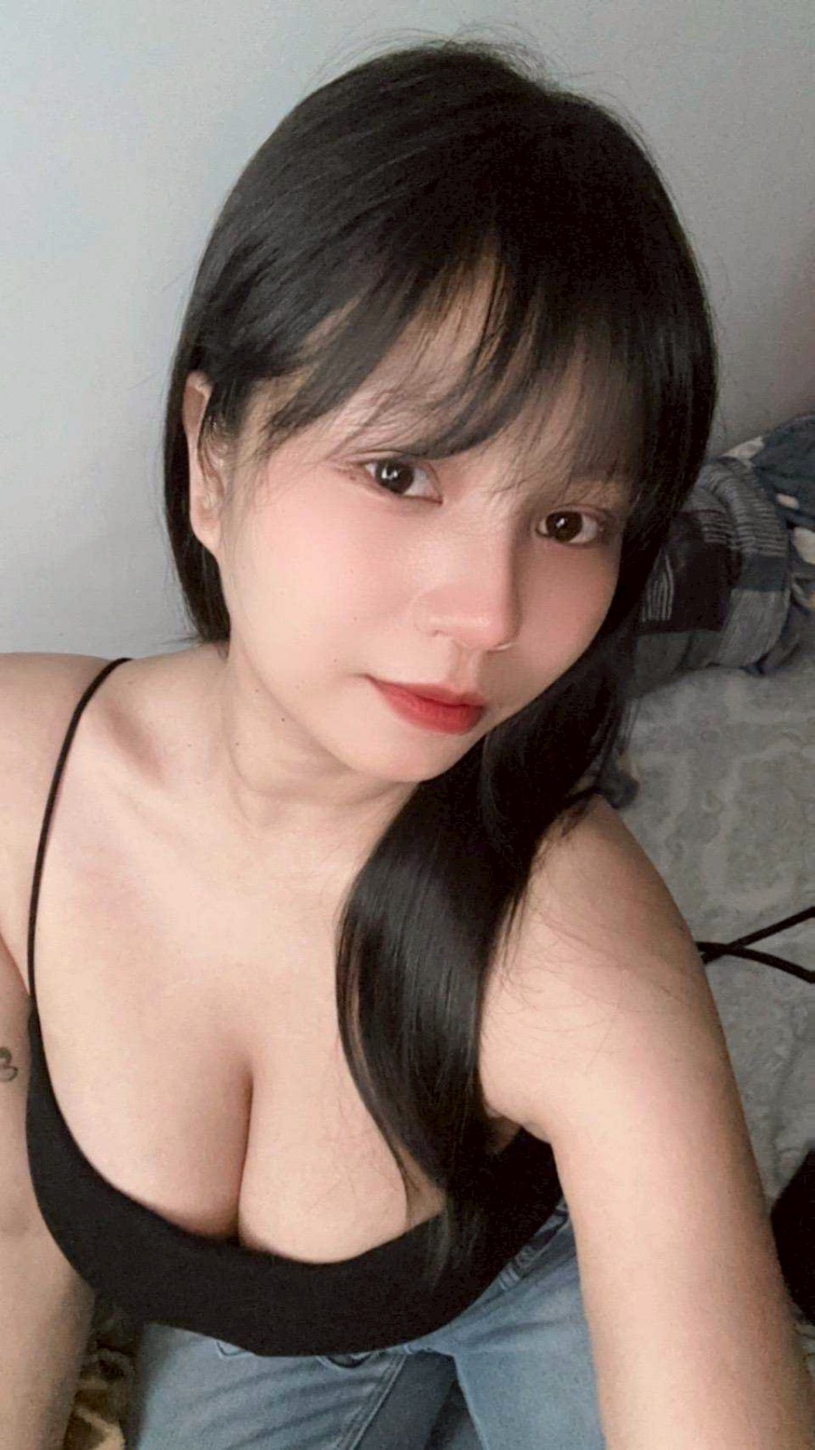 雅伊