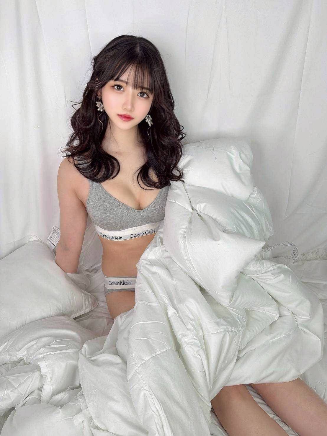 崎里緒