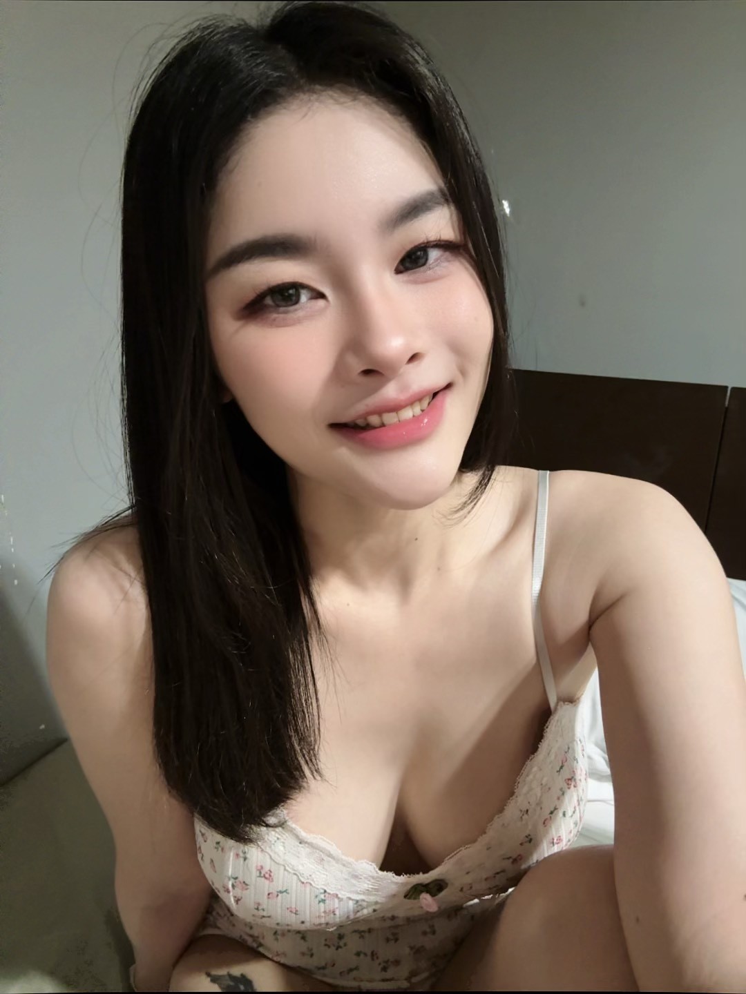 山石麻衣
