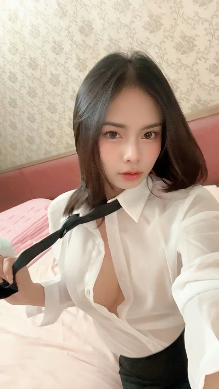 韋韋