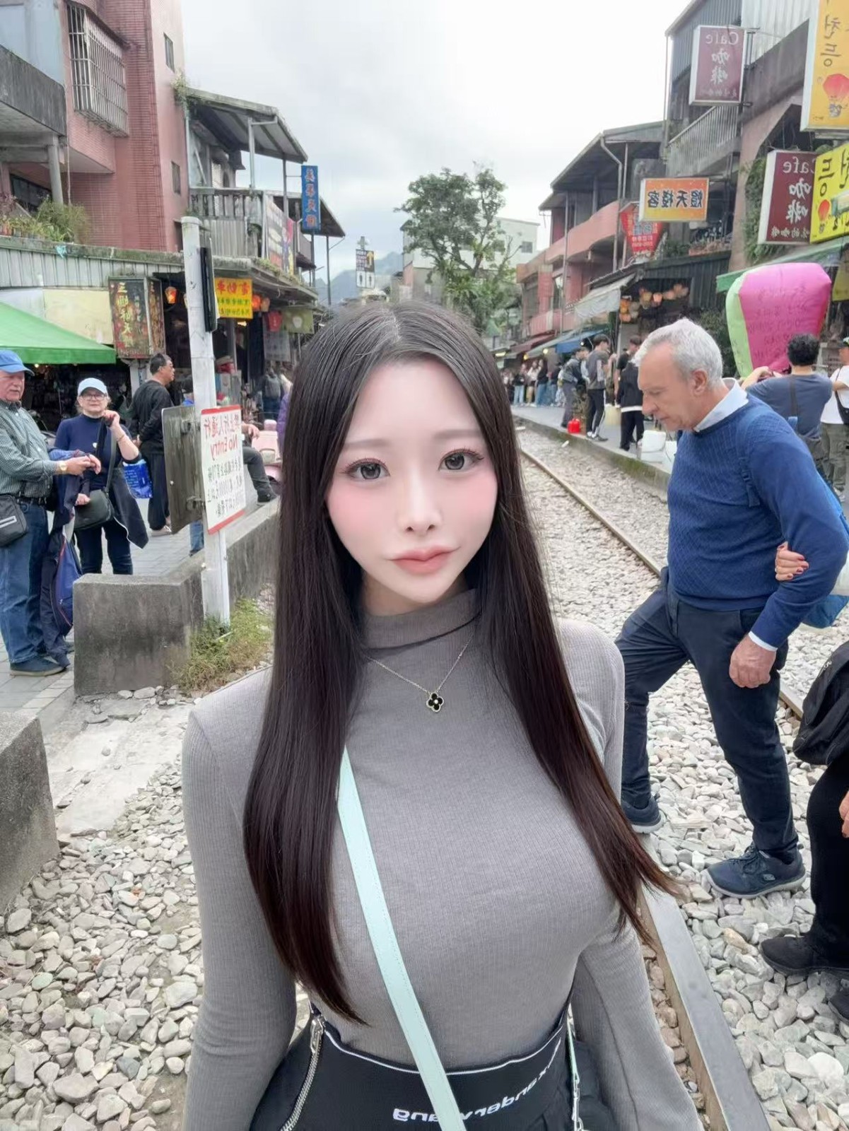 淩瀨遙