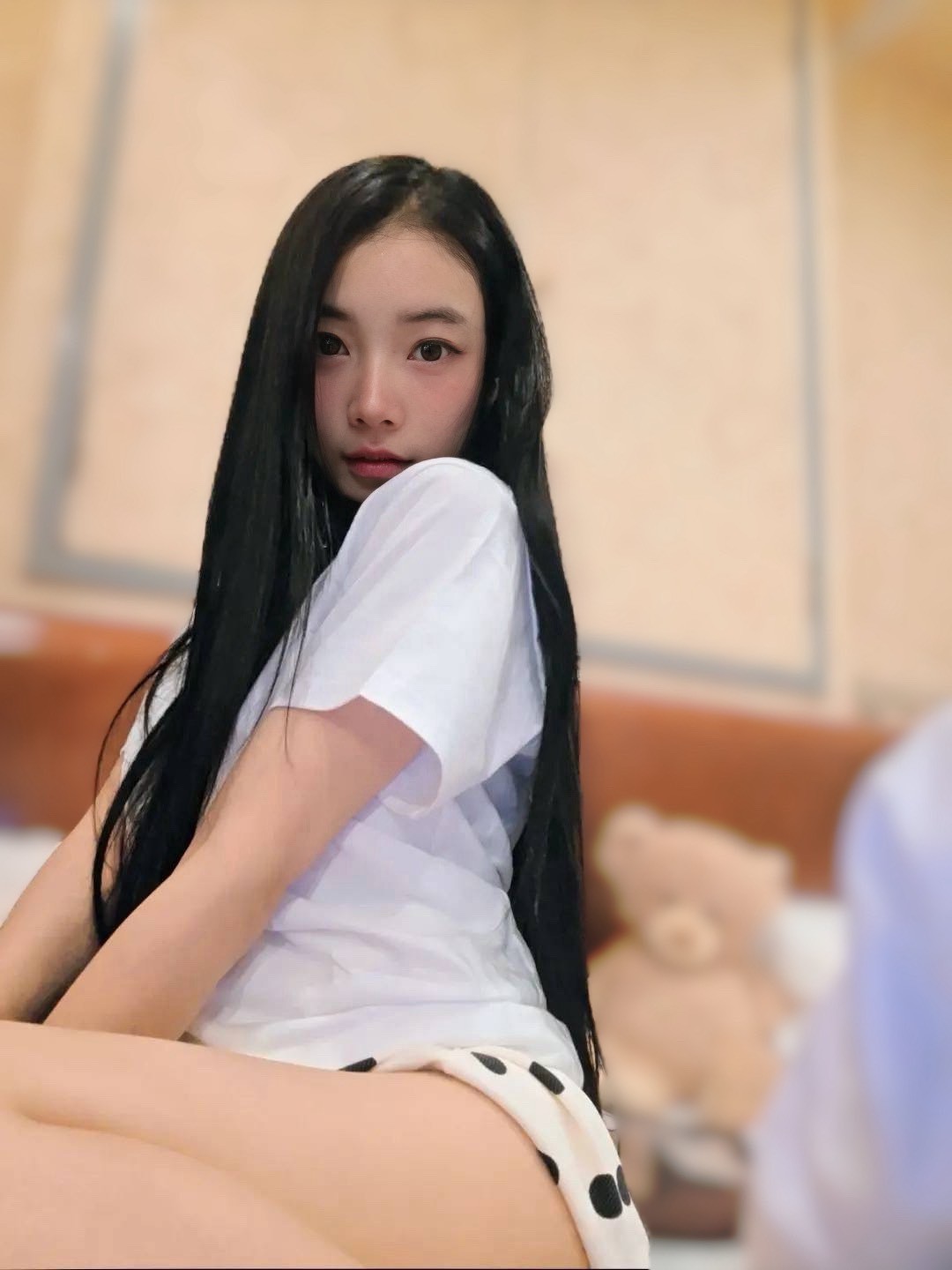 艷莉