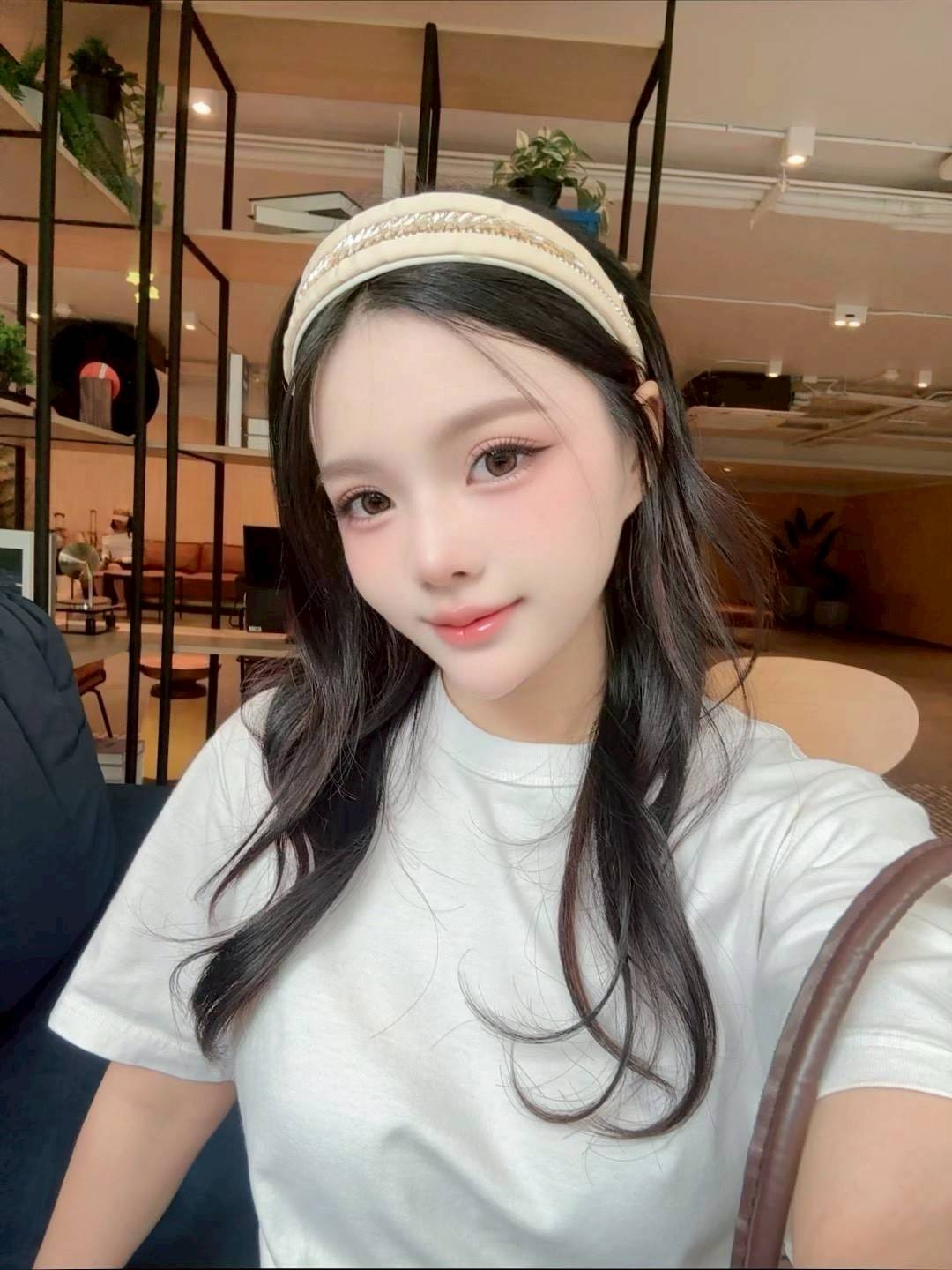 莫菲