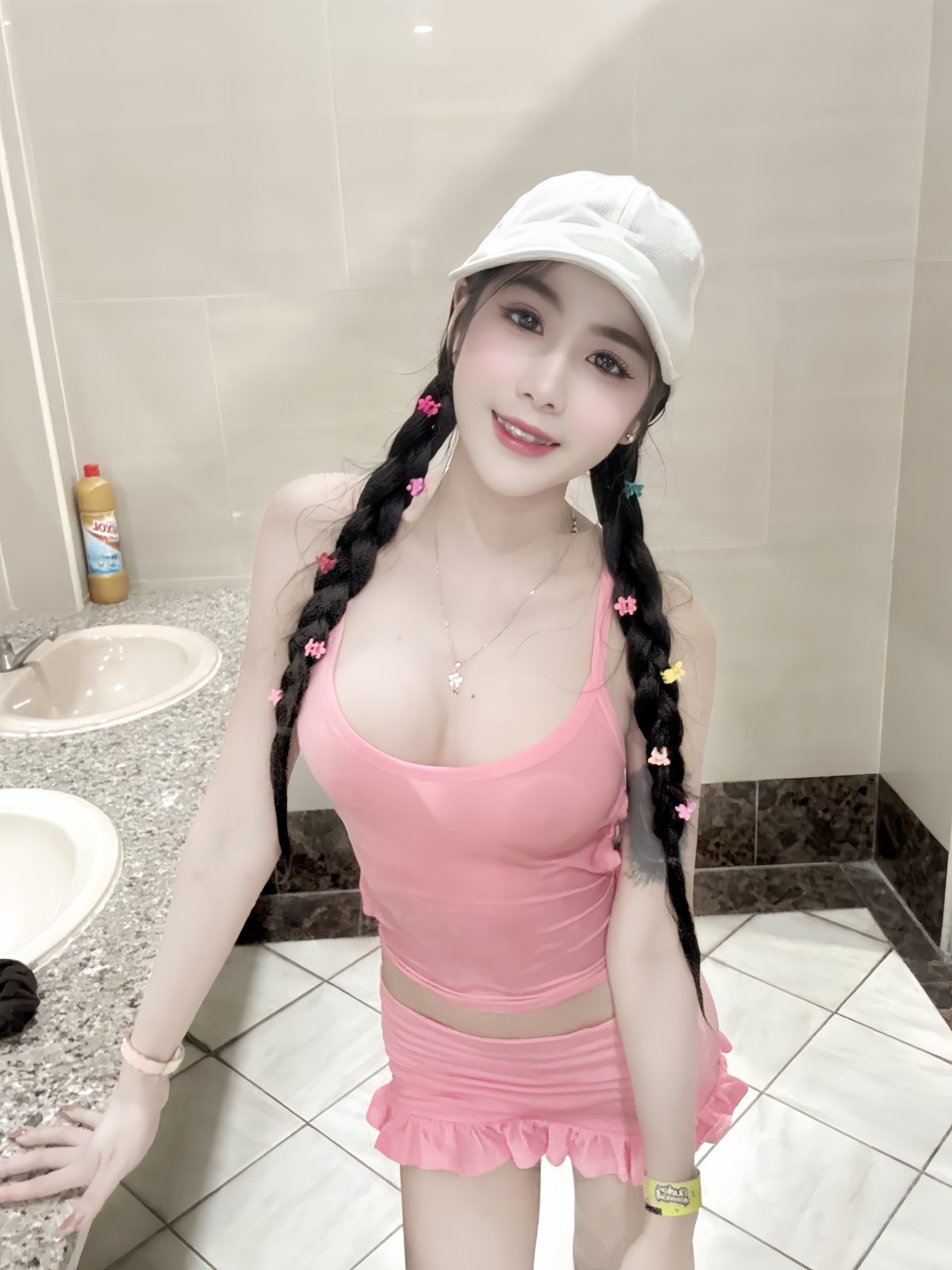 允兒