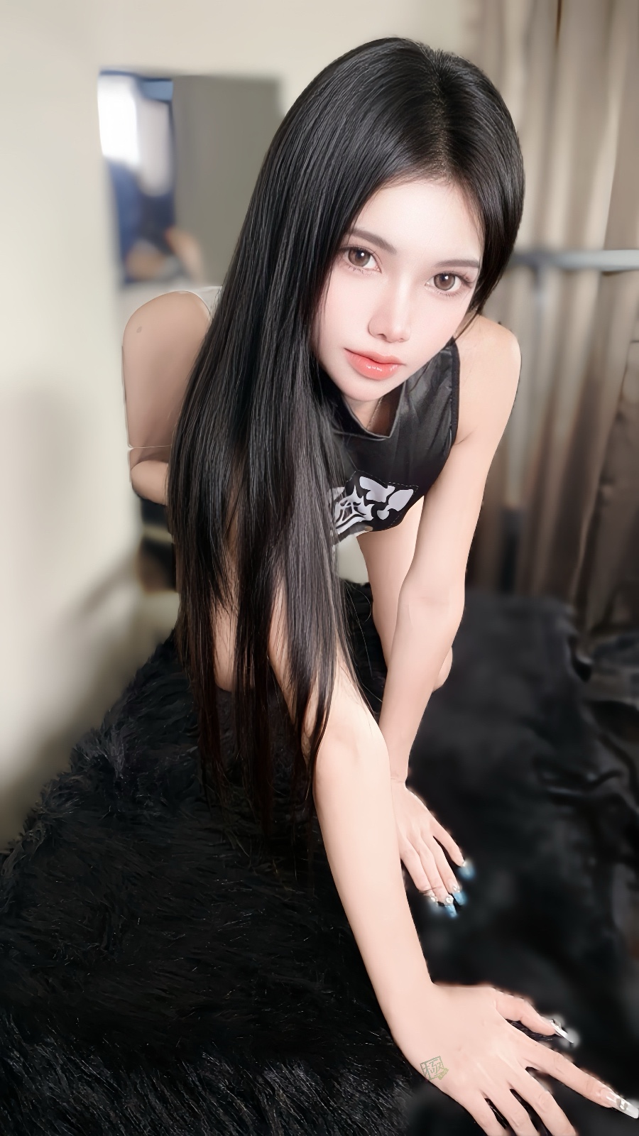 蜜桃紅