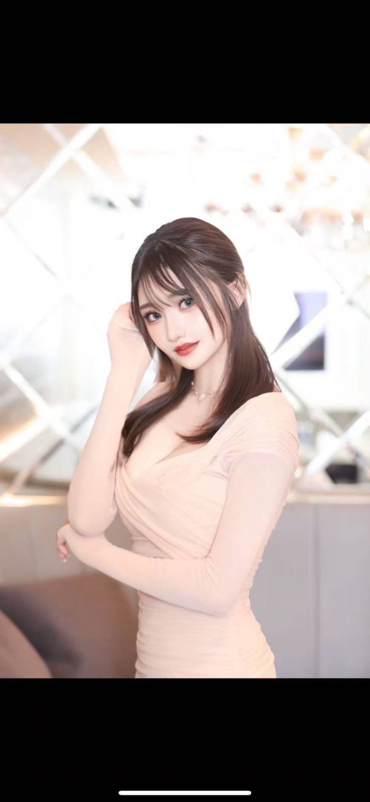 佳依結