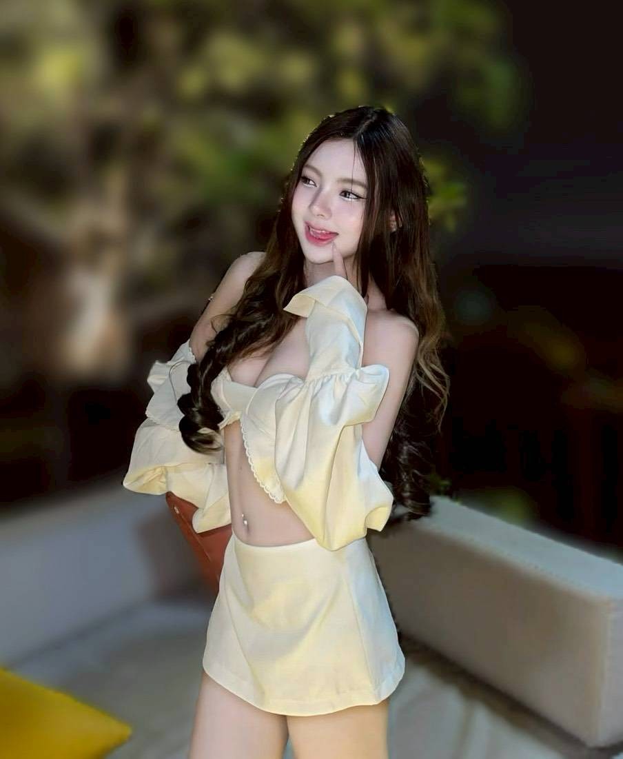 小君