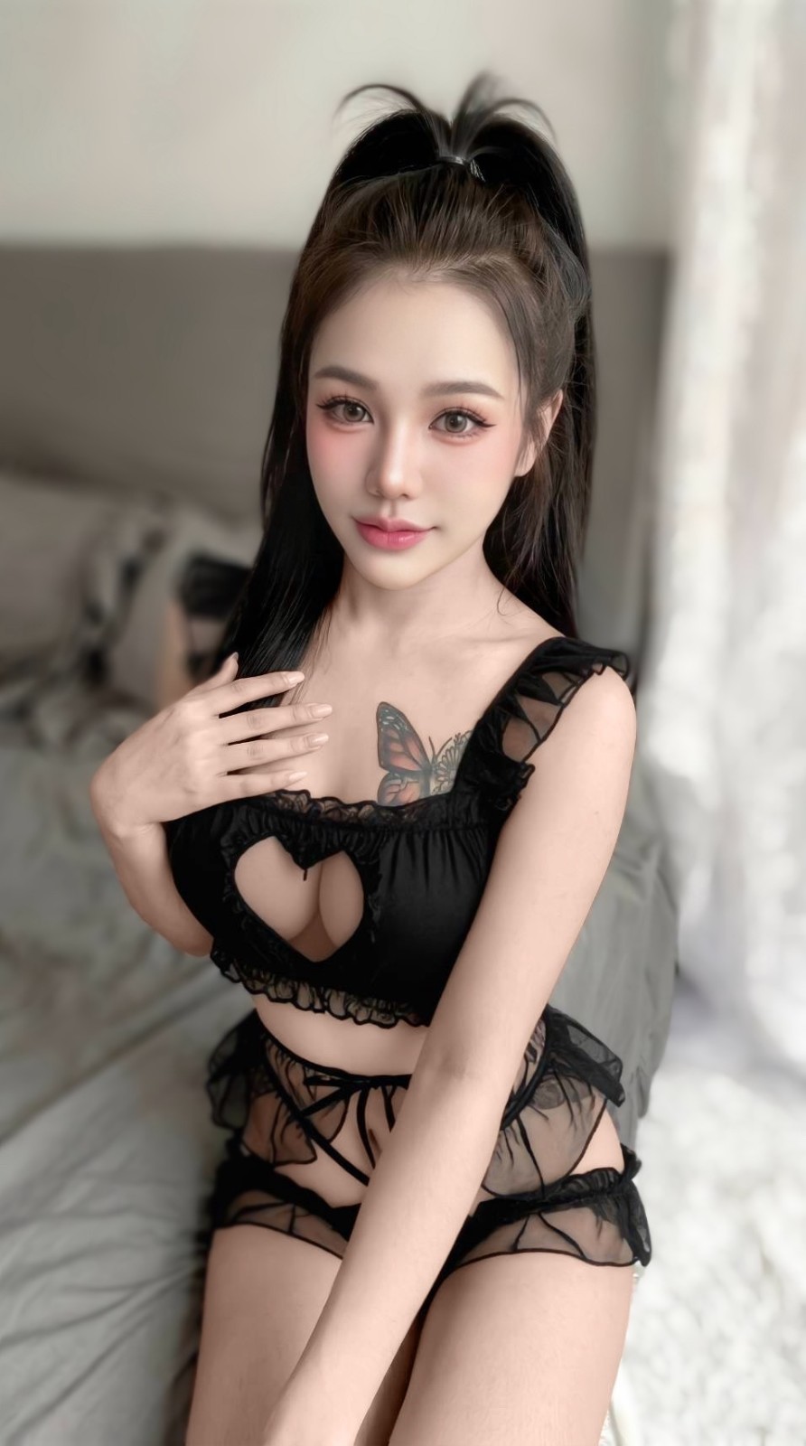 諾諾