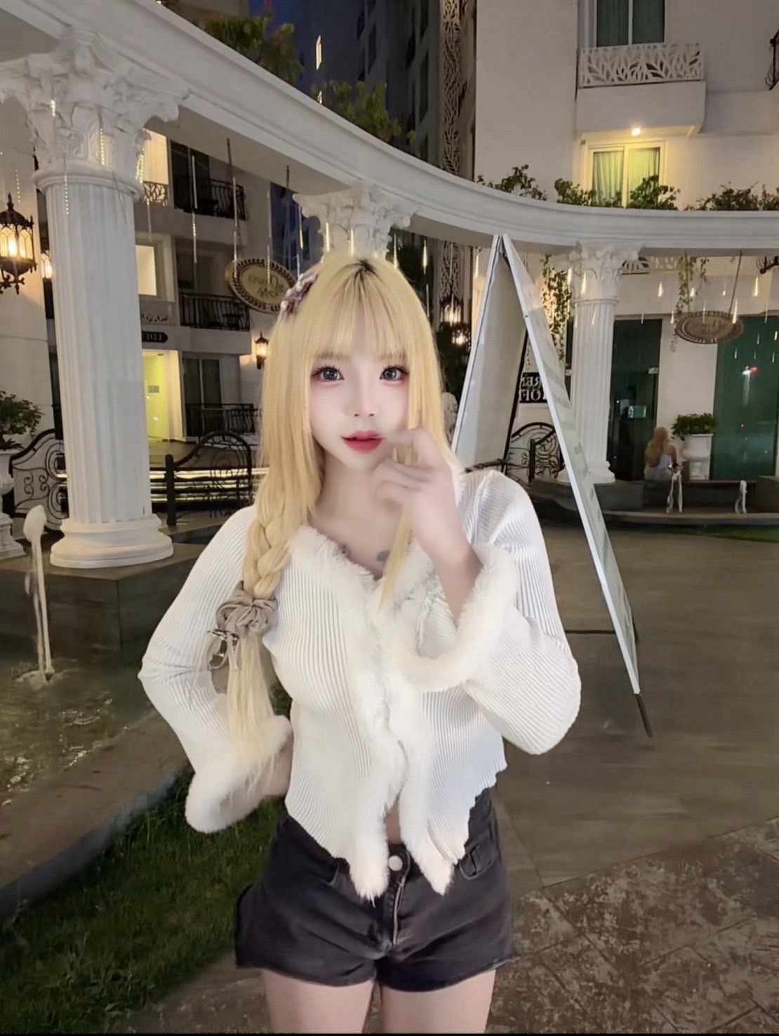 朴英