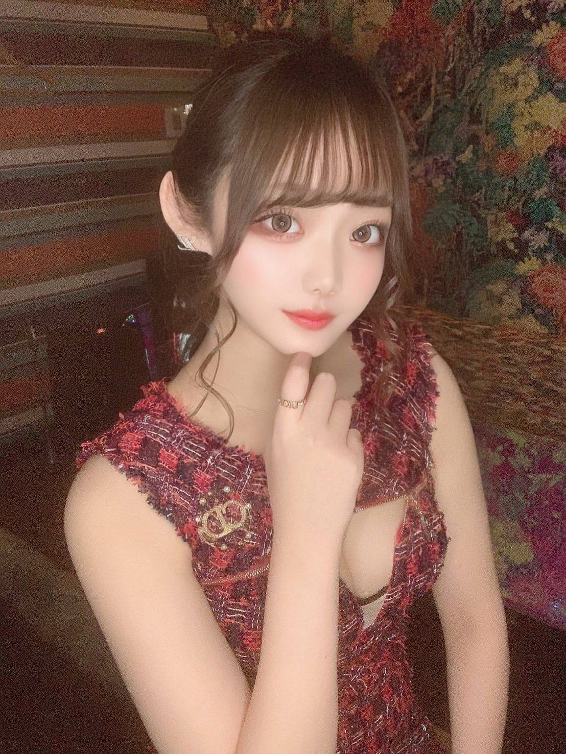 近藤綾