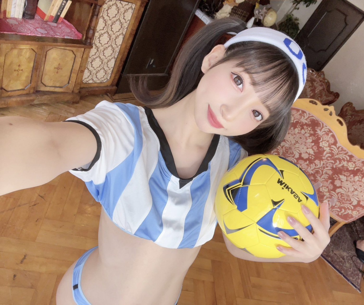 冬愛琴音
