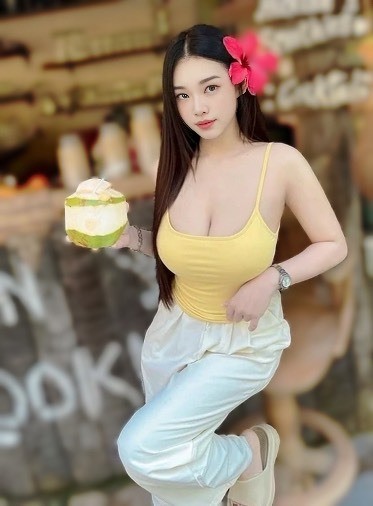 凌菲