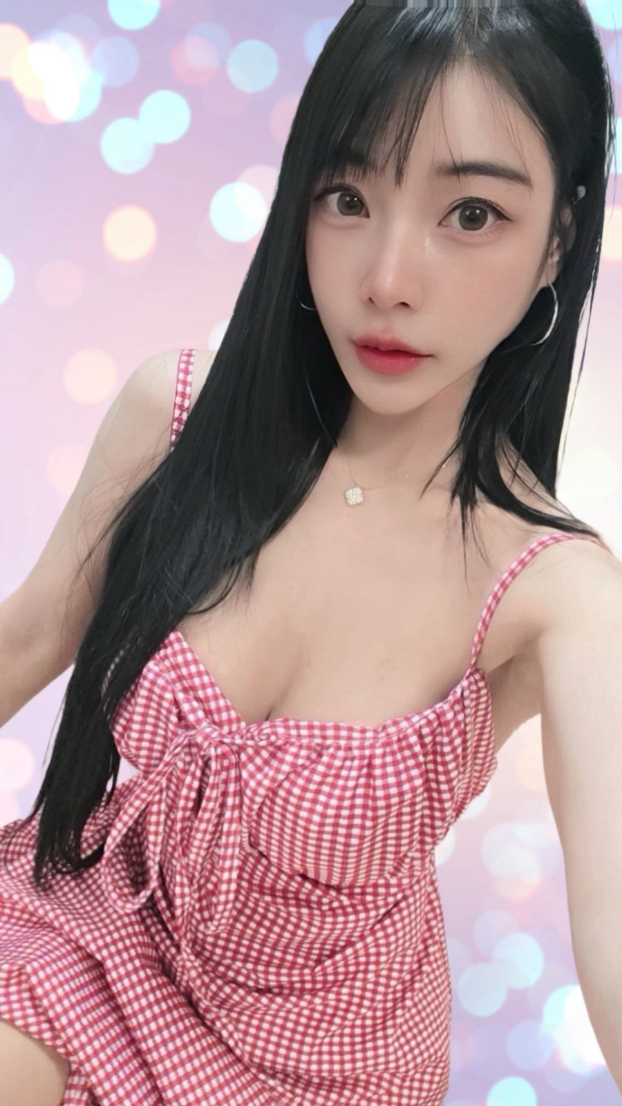 艷莉